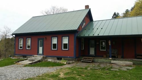 128 Elm St, Cabot, VT 05647 exterior