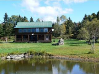 177 Piper Hill Rd, Colebrook, NH 03576 exterior
