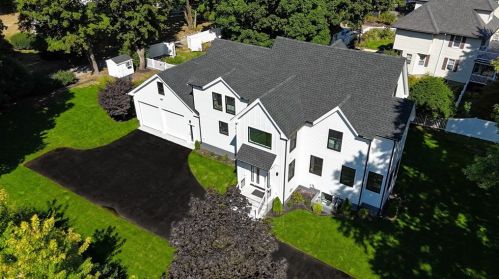 155 Cedar St, Wellesley, MA 02481 exterior