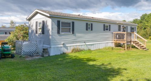 4 Herrick Ave, Mechanic-Falls, ME 04256 exterior