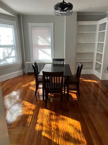 31 Tremlett St, Roxbury-Xing, MA 02124 exterior