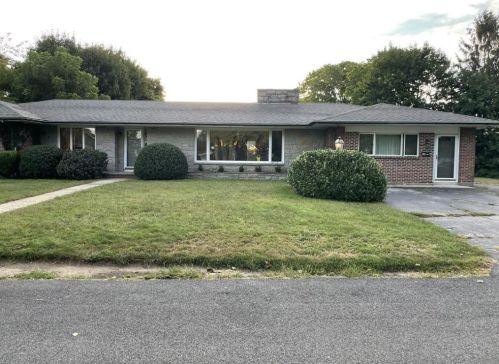 28 Arlington St, Westerly, RI 02891 exterior