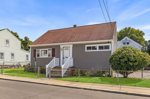 37 Halliday St, Roxbury-Xing, MA 02131 exterior