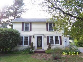 864 Essex Rd, Williston, VT 05495 exterior