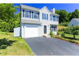 4 Foot Cir, Wallingford, CT 06492 exterior