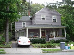 496 Auburn St, Newton, MA 02466 exterior