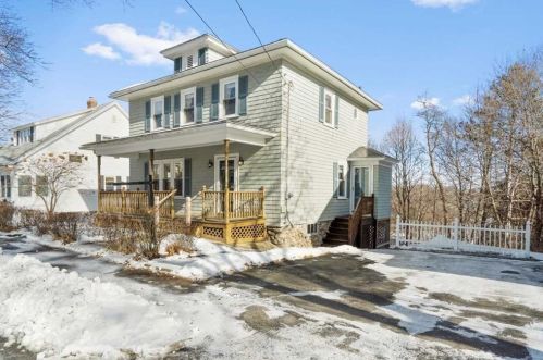 22 Bauer St, Worcester, MA 01603 exterior