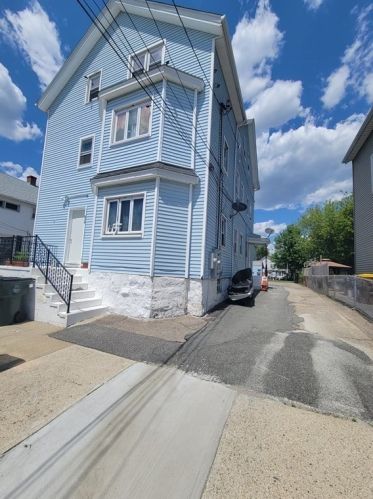 508 Palmer St, Fall-River, MA 02721 exterior