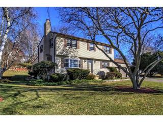 29 Todd Dr, Milford, CT 06461 exterior