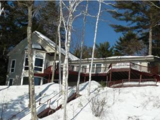 118 Broadside Rd, Wolfeboro, NH 03894 exterior