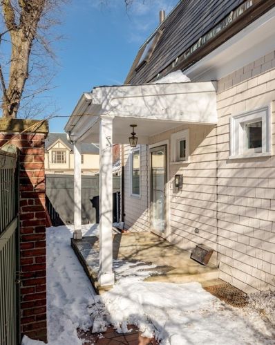 7 Colchester St, Brookline, MA 02446 exterior