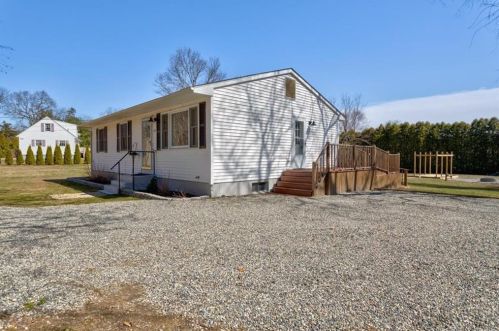 45 Edmond Rd, Norwich, CT 06351 exterior