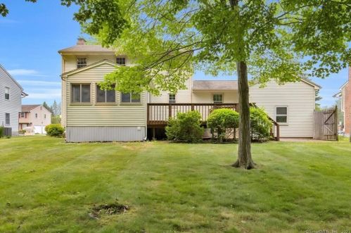 115 Briar Patch Dr, Kensington, CT 06037 exterior