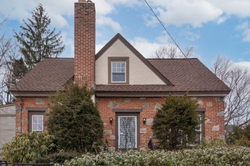 7 Waycross St, Worcester, MA 01605 exterior