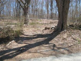 26 Amos Rd, Norwich, CT 06365 exterior