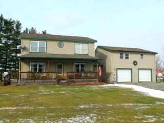 64 Holmes Dr, Madonna, VT 05464 exterior