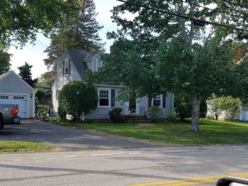 96 High St, Somersworth, NH 03878 exterior