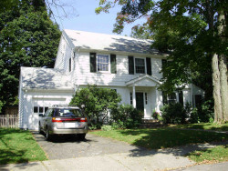 129 Randlett Park, Newton, MA 02465 exterior