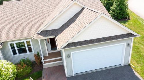 142 Country Meadow Ln, Glocester, RI 02829 exterior