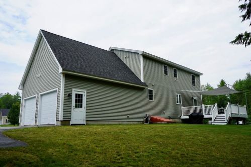 147 Spaulding Rd, Fremont, NH 03044 exterior