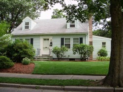 25 Clearwater Rd, Newton, MA 02462 exterior