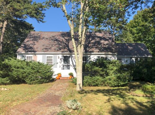12 Pamela Way, Harwich, MA 02645 exterior