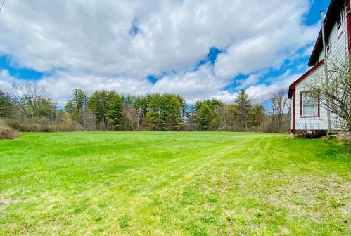 129 Oak St, Unity, NH 03773 exterior