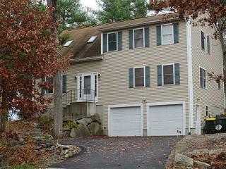 5 Dinaro Dr, Smithfield, RI 02917 exterior