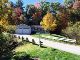 12 Timber Trail Rd, Sandown, NH 03873 exterior
