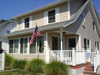 9 Nehantic Dr, Niantic, CT 06357 exterior