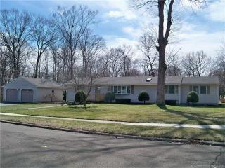 25 Balsam Rd, Wallingford, CT 06492 exterior