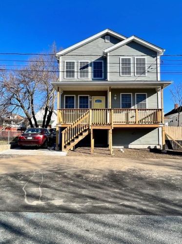 35 Lakeside St, Providence, RI 02904 exterior