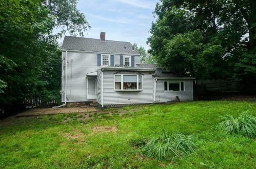 14 Judson Rd, Worcester, MA 01605 exterior