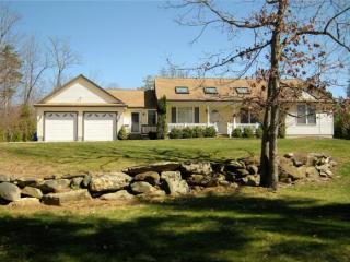 19 Governors Rd, Rochester, NH 03867 exterior