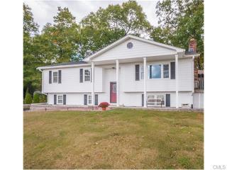 36 Pepper Tree Hill Ln, Southbury, CT 06488 exterior