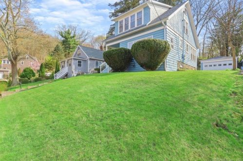 41 Park Pl, Ansonia, CT 06401 exterior