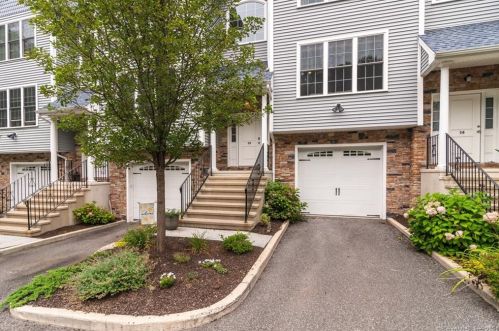 15 Old Oak Dr, Brookfield Center, CT 06804 exterior