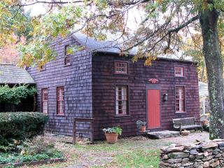 45 Cornwall Rd, Warren, CT 06754 exterior