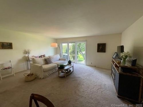 54 Olcott Way, Ridgefield, CT 06877 exterior