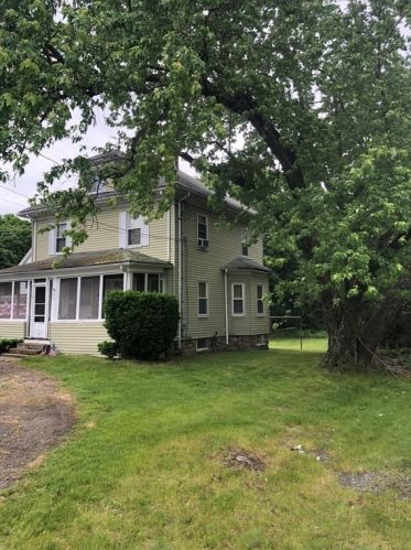 290 East St, Walpole, MA 02032 exterior
