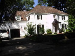 21 Fox Ln, Newton, MA 02459 exterior