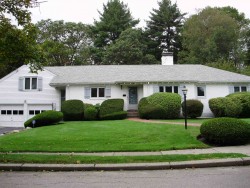 118 Evelyn Rd, Newton, MA 02468 exterior