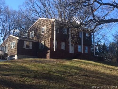 9 Dome Dr, Huntington, CT 06484 exterior