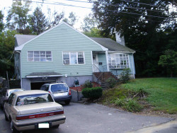 346 Austin St, Newton, MA 02465 exterior