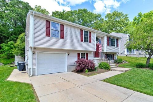 234 Minerva Ave, Cumberland, RI 02864 exterior
