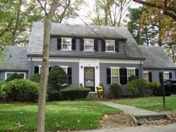 81 Ridge Ave, Newton, MA 02459 exterior