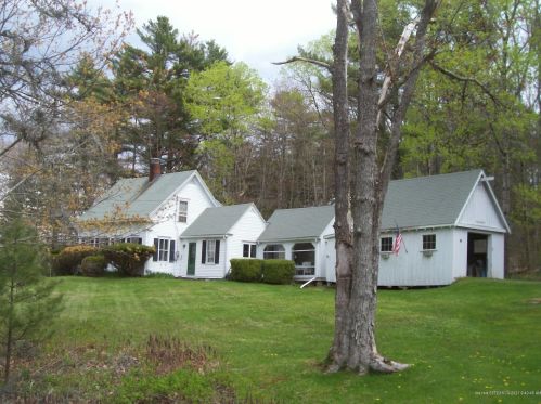 17 Landing Rd, Newagen, ME 04576 exterior