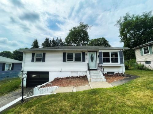 17 Butler St, Worcester, MA 01607 exterior
