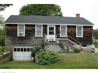 10 Maple Ave, Mystic, CT 06355 exterior
