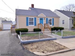 172 Rice St, Pawtucket, RI 02861 exterior